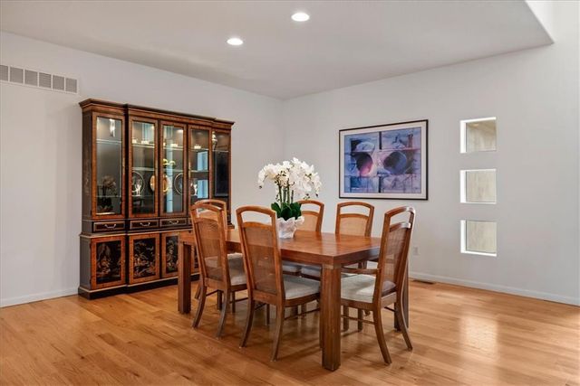 9896 Saddletop Street, Lenexa, KS 66227