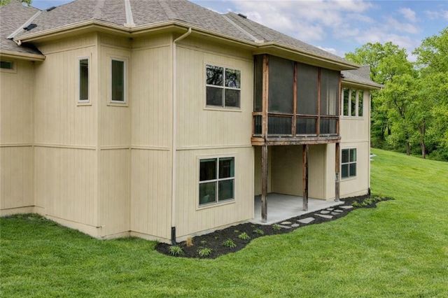 9896 Saddletop Street, Lenexa, KS 66227