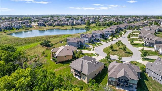 9896 Saddletop Street, Lenexa, KS 66227