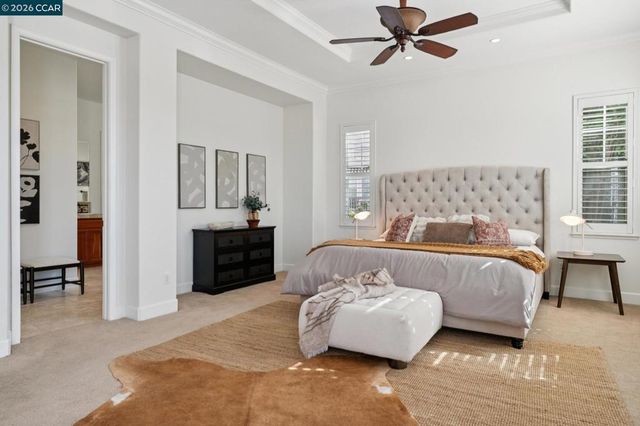 4360 Kingswood Dr, Concord, CA 94518