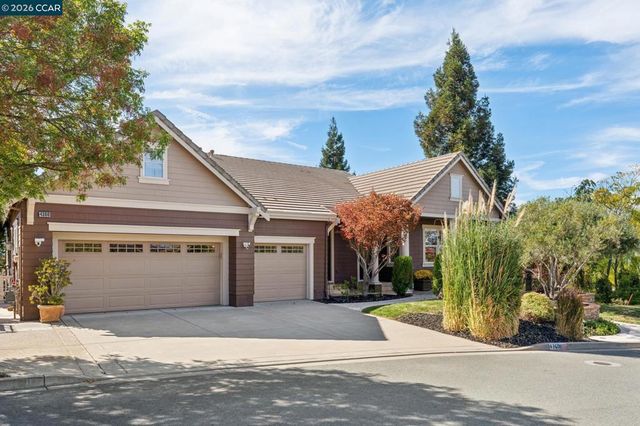 4360 Kingswood Dr, Concord, CA 94518