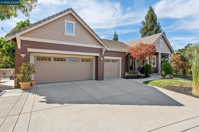 4360 Kingswood Dr, Concord, CA 94518