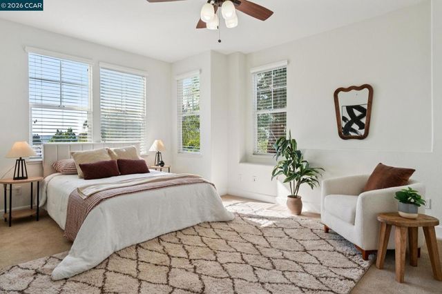 4360 Kingswood Dr, Concord, CA 94518