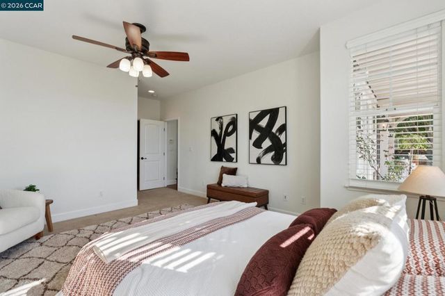 4360 Kingswood Dr, Concord, CA 94518