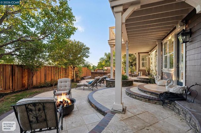 4360 Kingswood Dr, Concord, CA 94518