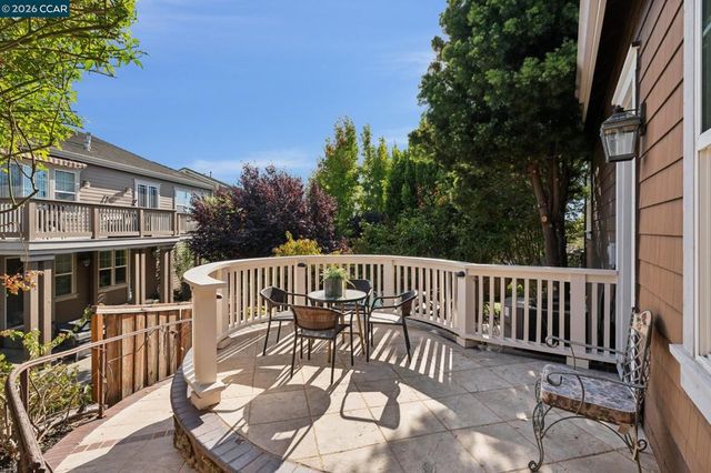 4360 Kingswood Dr, Concord, CA 94518