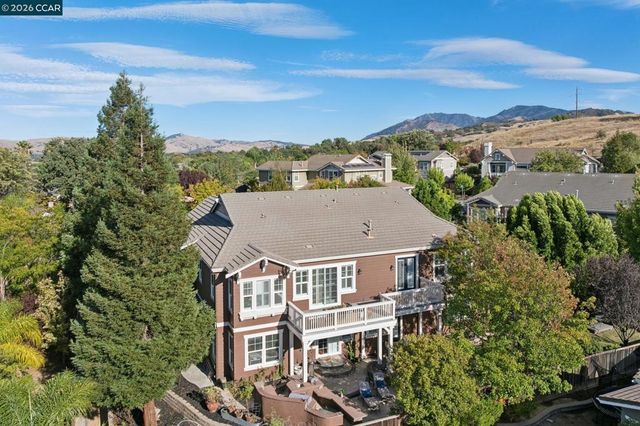 4360 Kingswood Dr, Concord, CA 94518