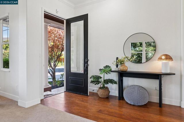 4360 Kingswood Dr, Concord, CA 94518