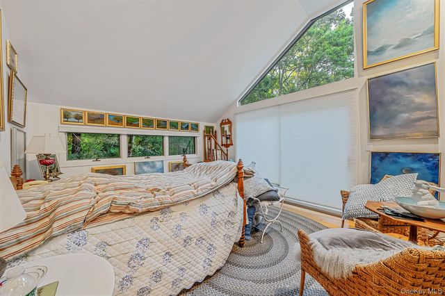16 Joshuas Path, East Hampton, NY 11937