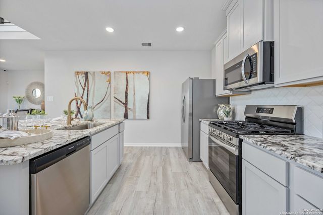 3014 Haffner Road, Converse, TX 78109
