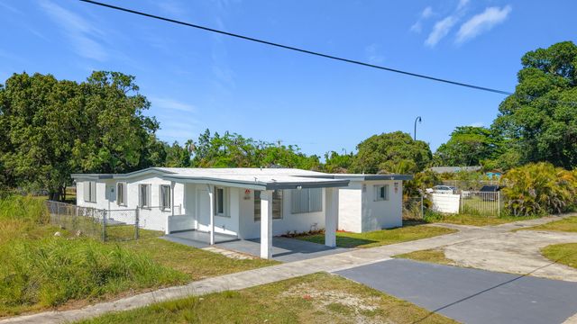 10235 SW 177th Street, Miami, FL 33157