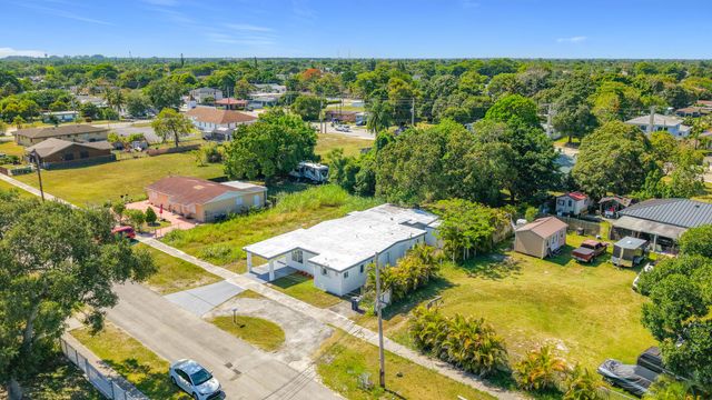 10235 SW 177th Street, Miami, FL 33157