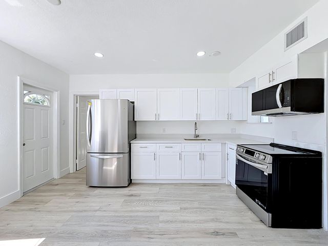 10235 SW 177th Street, Miami, FL 33157