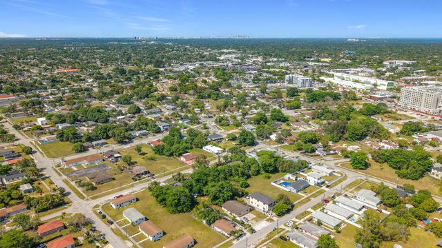 10235 SW 177th Street, Miami, FL 33157