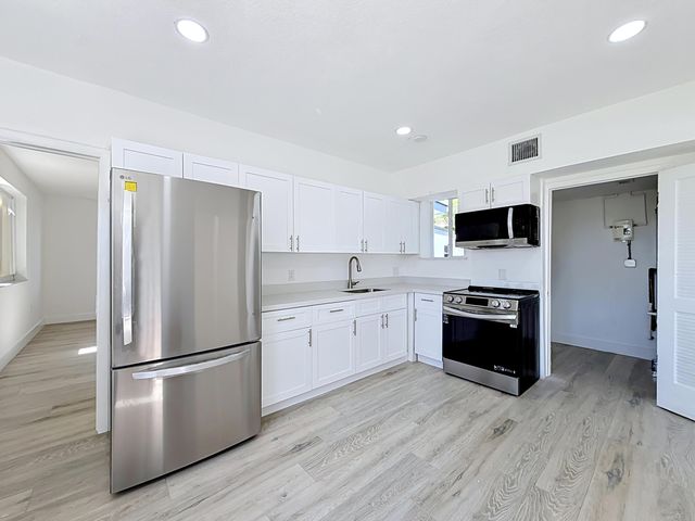 10235 SW 177th Street, Miami, FL 33157