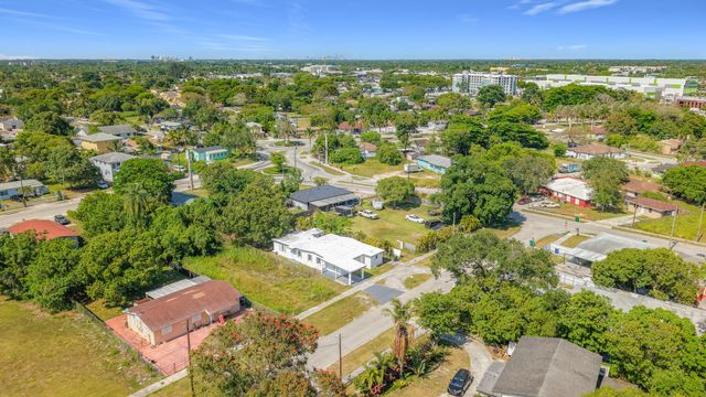 10235 SW 177th Street, Miami, FL 33157