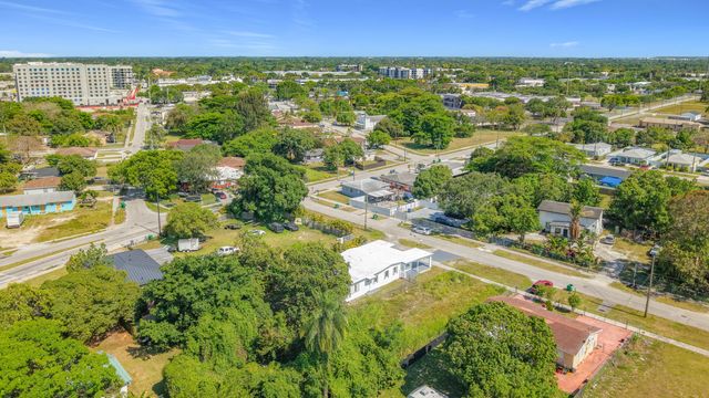10235 SW 177th Street, Miami, FL 33157