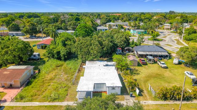 10235 SW 177th Street, Miami, FL 33157