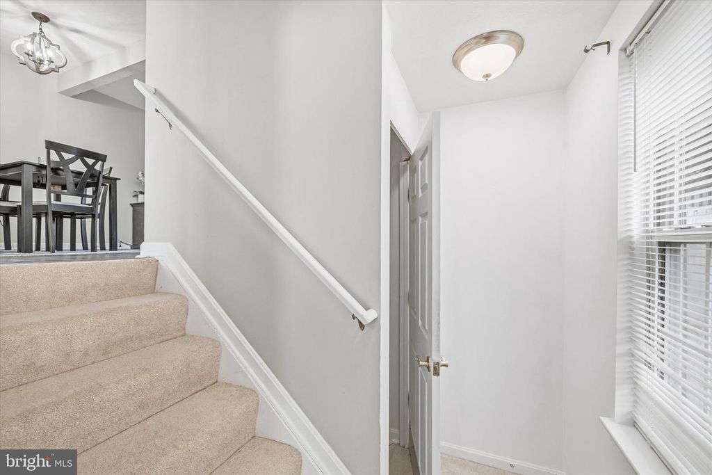 Image 14 of property listing at 5646 JOSEPH CT, New Market, MD 21774