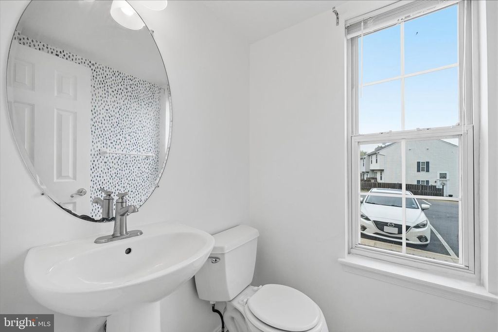 Image 15 of property listing at 5646 JOSEPH CT, New Market, MD 21774