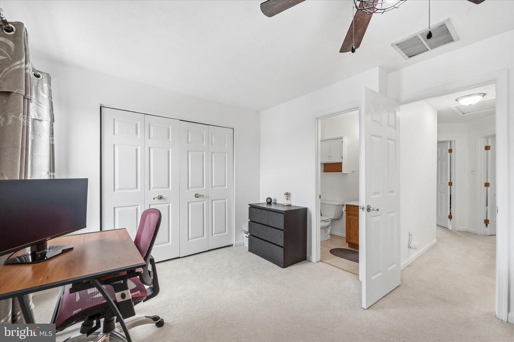 Image 19 of property listing at 5646 JOSEPH CT, New Market, MD 21774