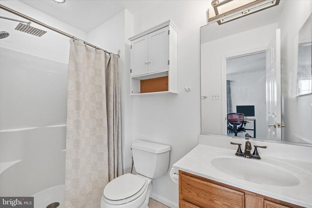 Image 20 of property listing at 5646 JOSEPH CT, New Market, MD 21774