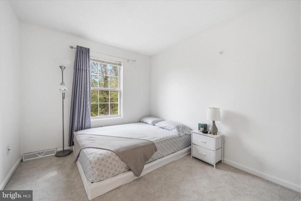 Image 21 of property listing at 5646 JOSEPH CT, New Market, MD 21774