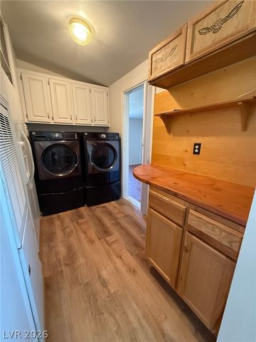 4410 East Cheyenne Way, Pahrump, NV 89061