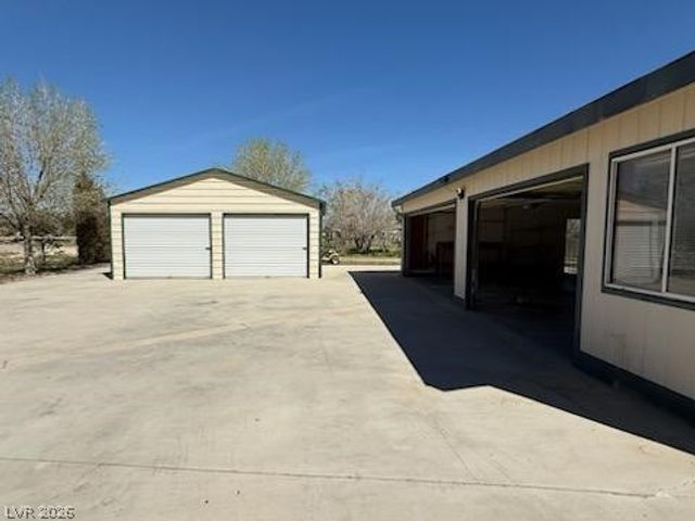 4410 East Cheyenne Way, Pahrump, NV 89061