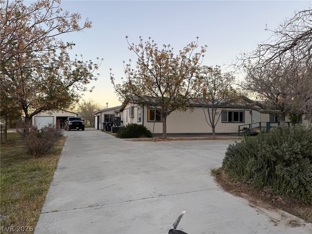 4410 East Cheyenne Way, Pahrump, NV 89061