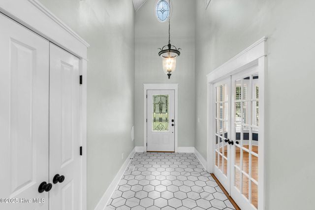 1134 N Shore Drive, Southport, NC 28461