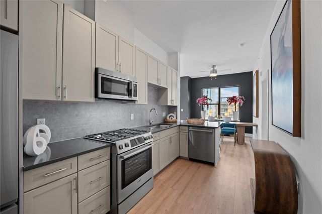 3900 Berkman DR 203, Austin, TX 78723