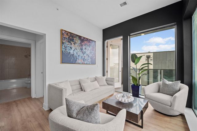 3900 Berkman DR 203, Austin, TX 78723