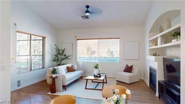 948 Sugar Springs Drive, Las Vegas, NV 89110