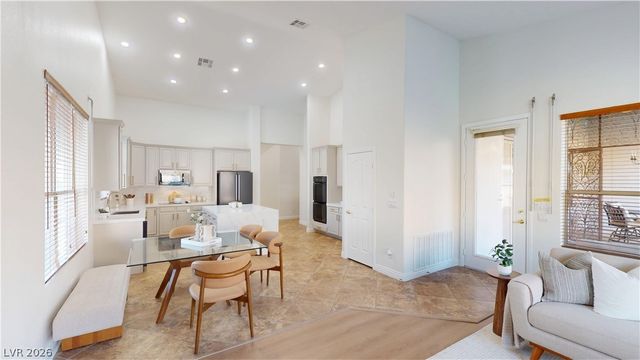 948 Sugar Springs Drive, Las Vegas, NV 89110