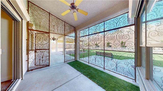 948 Sugar Springs Drive, Las Vegas, NV 89110