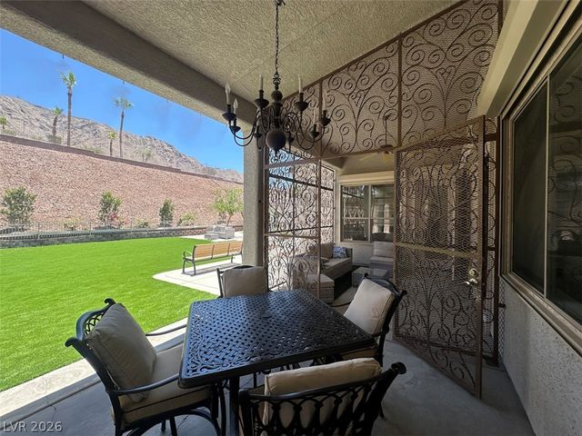 948 Sugar Springs Drive, Las Vegas, NV 89110