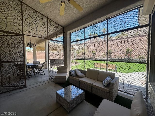 948 Sugar Springs Drive, Las Vegas, NV 89110
