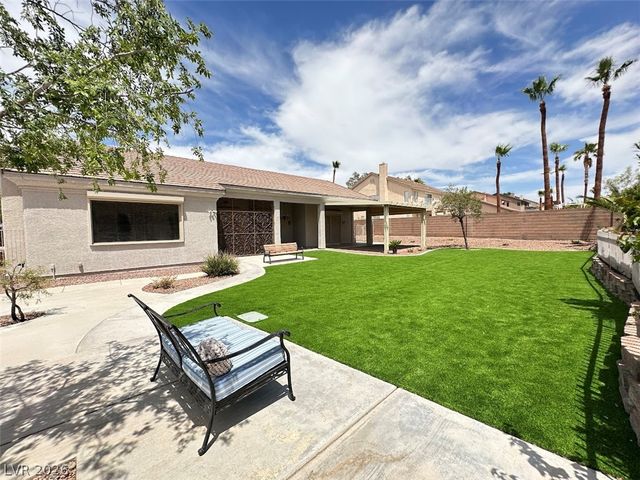 948 Sugar Springs Drive, Las Vegas, NV 89110