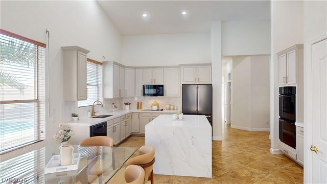 948 Sugar Springs Drive, Las Vegas, NV 89110
