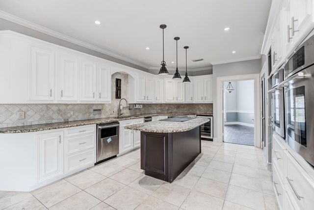 11618 Snowmass Drive, Houston, TX 77070