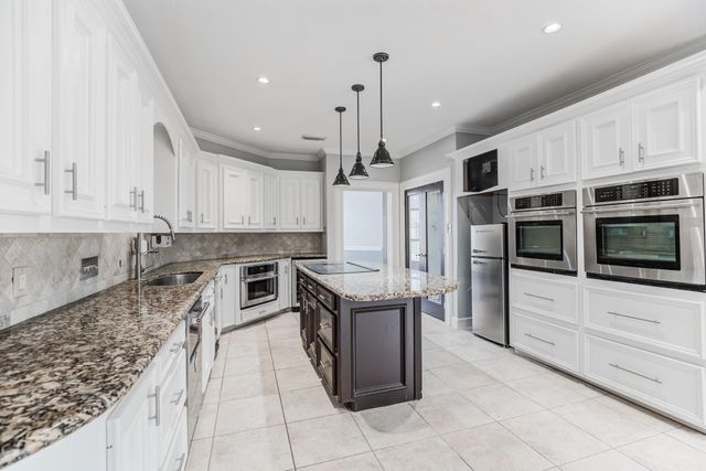 11618 Snowmass Drive, Houston, TX 77070