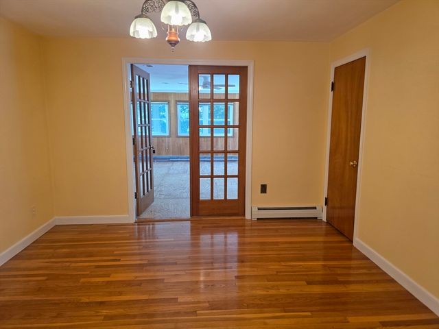 34 Wildrose Ave, Worcester, MA 01602