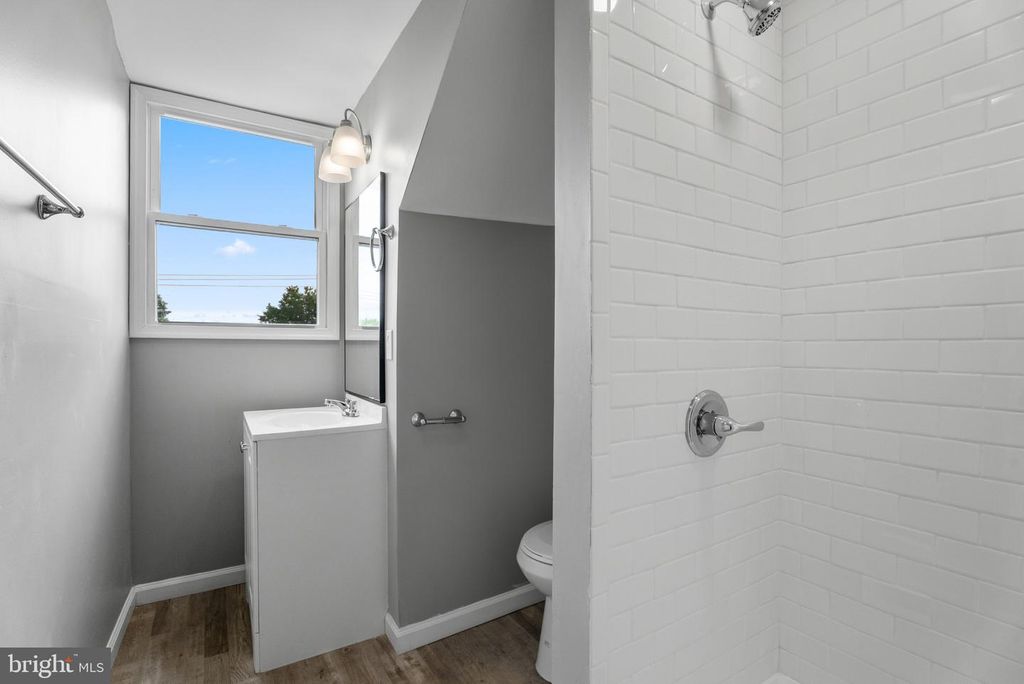 Image 17 of property listing at 3212 HAMILTON AVE, Baltimore, MD 21214