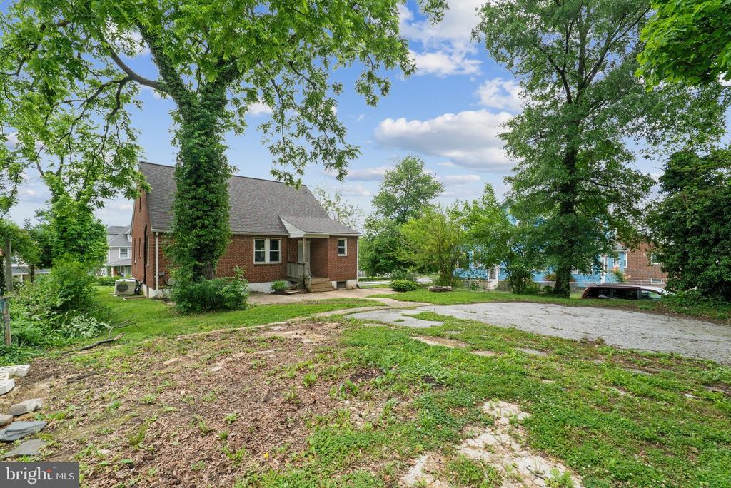 Image 24 of property listing at 3212 HAMILTON AVE, Baltimore, MD 21214