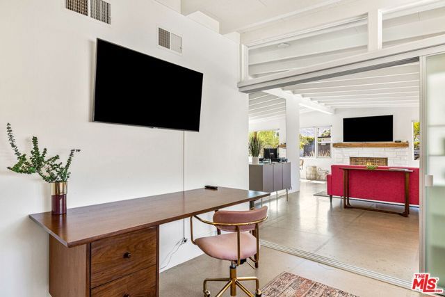 2123 E Belding Drive, Palm Springs, CA 92262