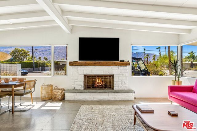 2123 E Belding Drive, Palm Springs, CA 92262