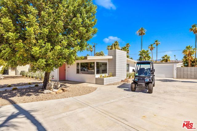 2123 E Belding Drive, Palm Springs, CA 92262