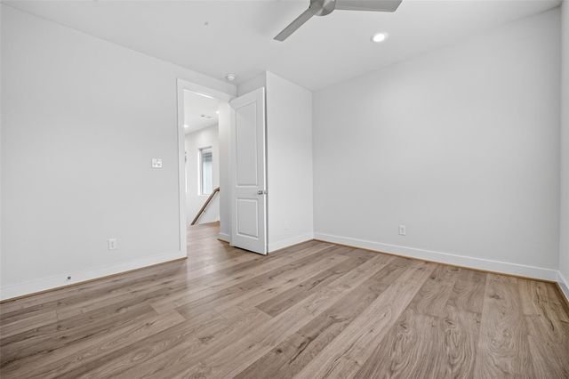 5209 Allen Street L, Houston, TX 77007