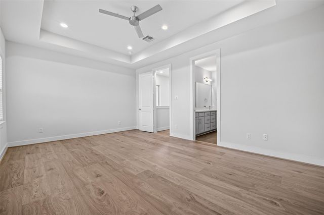 5209 Allen Street L, Houston, TX 77007